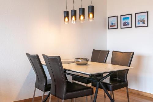 Χώρος καθιστικού στο Moderne strandnahe Fewo inkl Pool, Sauna, Whirlpool & Strandkorb - 235