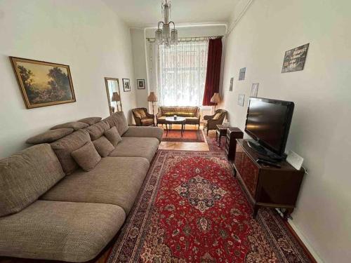 Classic flat near the Danube 1136 Budapest, 14 Hegedűs Gyula utca kép - 3