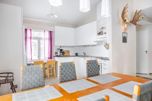 Cuina o zona de cuina de Lucky Lodge