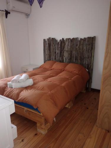 Katil atau katil-katil dalam bilik di jenous 2 apartamento