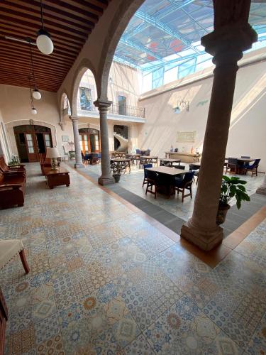 Hotel Cantera Real, Moreliaにあるレストランまたは飲食店