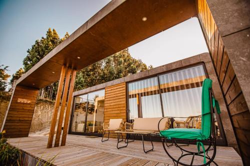 Ảnh trong thư viện ảnh của Deluxe Private Pool Bungalow ở Celorico de Basto