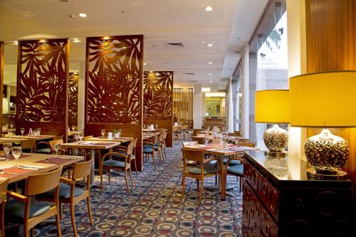 מסעדה או מקום אחר לאכול בו ב-רויאל גארדן מקבוצת מלונות ישרוטל