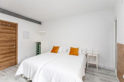 Los Apartamentos Jacinto Benavente Centro Madrid