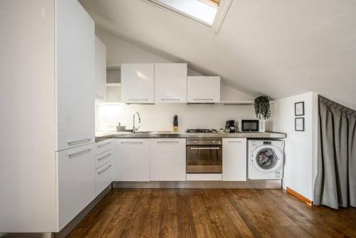 Buenos Aires' Nest - 10 minutes from Duomo with terrace