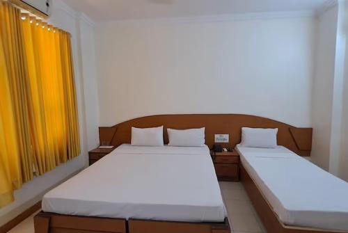 Fotografie z fotogalerie ubytování Hotel Abhishek Hotel v destinaci Širdi