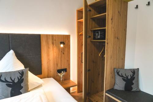 Postel nebo postele na pokoji v ubytování Landgasthof Waldeck