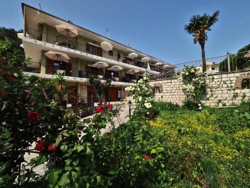 Giardino di Bella Vista Hotel Studios & Apartments