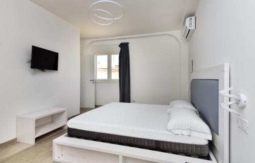 Giường trong phòng chung tại Damavi suite 3