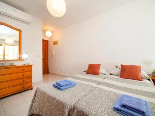 Studio Apolo VI-6 by Interhome