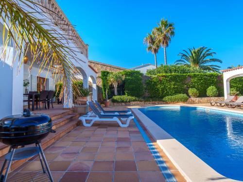 Bazén v ubytování Holiday Home Ana I by Interhome nebo v jeho okolí