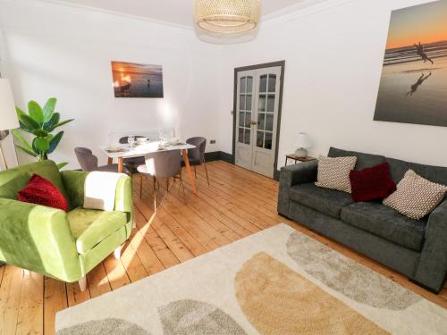 Gallery image of 36A Mary Street in Porthcawl