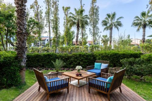 Κήπος έξω από το Rixos Premium Tekirova - The Land of Legends Access