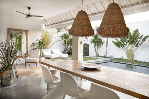 La alberca dentro o cerca de Tropical 3bdr poolvilla in heart of Seminyak