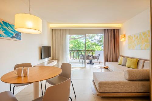 Χώρος καθιστικού στο Inturotel Esmeralda Park