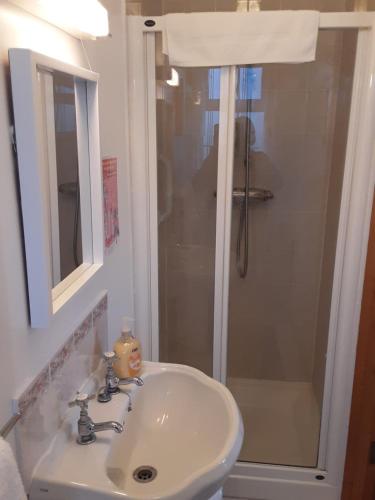 Un baño de Hawthorn Lodge