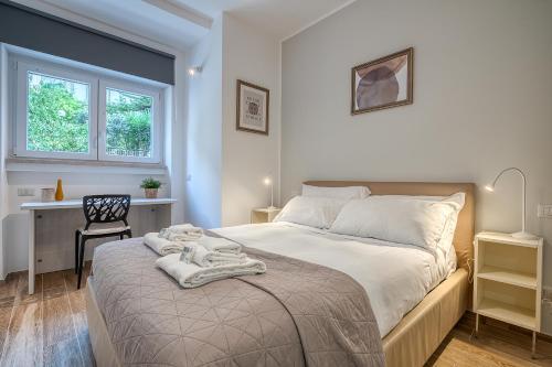 Emily Valles Apartment Saint Peter's