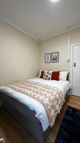 Willesden Guest Room 130