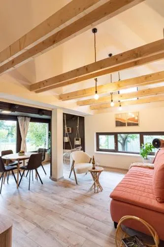 HeLo Bungalow