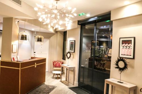 Galeriebild der Unterkunft Hôtel Vic Eiffel in Paris