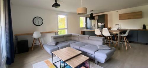 Photo de la galerie de l'établissement La Bagagerie by Concierge City, à Lille