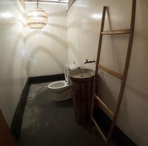 Koupelna v ubytování Sitio tourist inn