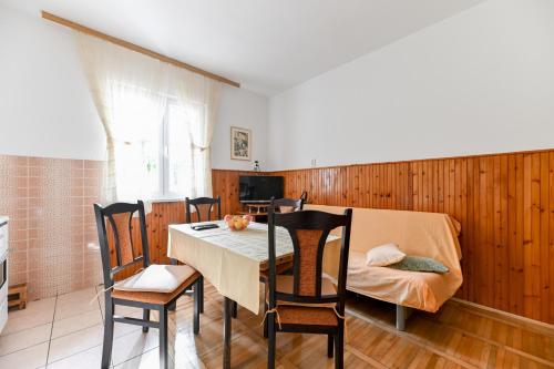 Apartments by the sea Seline, Paklenica - 6564