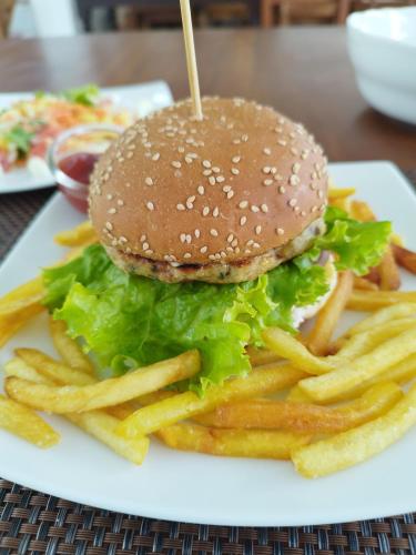 Comida en la casa de huéspedes o alrededores
