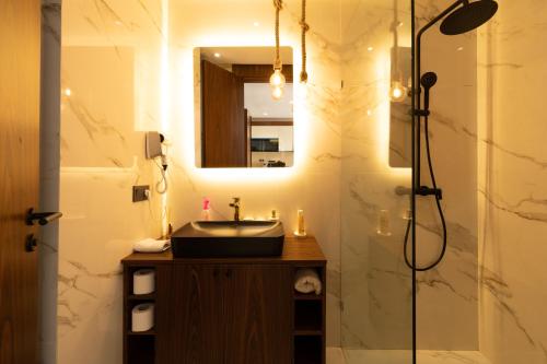 Kylpyhuone majoituspaikassa Maarif princess amazing one bedroom flat
