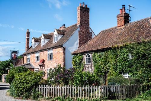 Gallery image of The Lion in East Bergholt