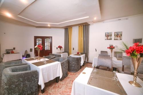 Gallery image of Les Résidences de la Providence - Appart Hotel in Yaoundé