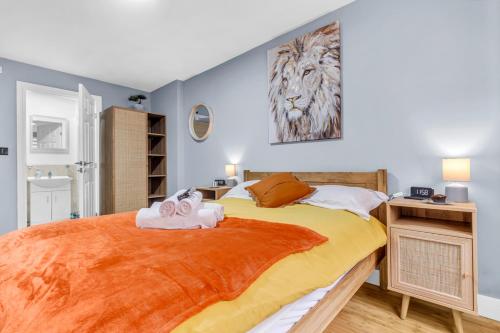 Ένα ή περισσότερα κρεβάτια σε δωμάτιο στο CADeS West Bromwich