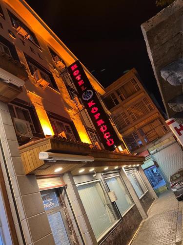 Bangunan di mana terletaknya hotel