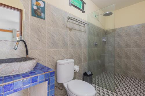 Vonios kambarys apgyvendinimo įstaigoje Lahi Villa