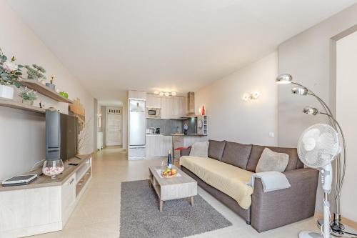Centric Apartment in Playa Fanabe by AltamarHomes