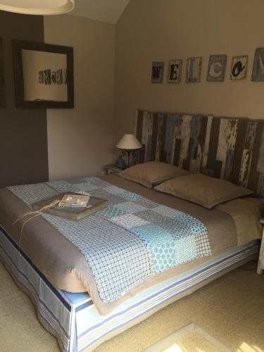 Photo de la galerie de l'établissement La Villa Blanche, à Bussy-Saint-Martin