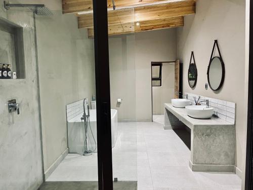 Bagno di Bushbaby Valley Lodge