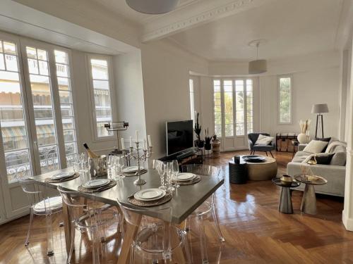 Luxueux Appartement 115m2, 3 Chambres centre ville avec parking à 5 min plage -climatisation photo 6