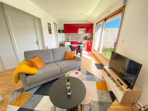 Grand studio, belle terrasse avec vue