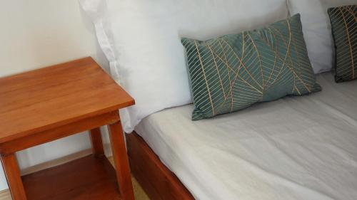 Ένα ή περισσότερα κρεβάτια σε δωμάτιο στο Senare Boracay Hotel