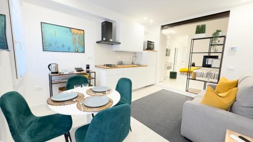 White Loft Bellini living apartments