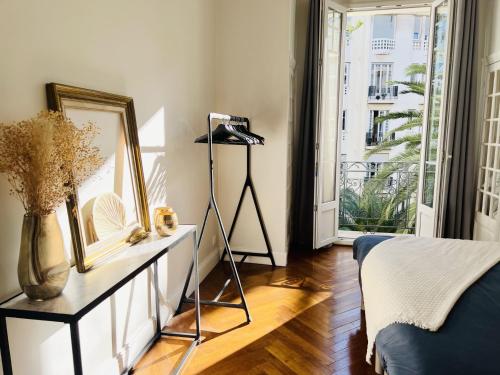 Luxueux Appartement 115m2, 3 Chambres centre ville avec parking à 5 min plage -climatisation photo 20