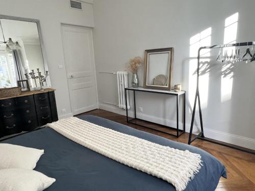 Luxueux Appartement 115m2, 3 Chambres centre ville avec parking à 5 min plage -climatisation photo 21
