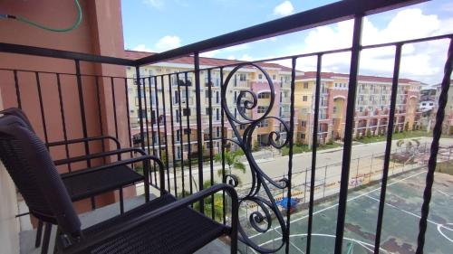 Een balkon of terras bij My Arezzo 1 BR Condo