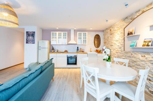 Photo de la galerie de l'établissement Exceptionnel duplex à proximité de Castellane - Le cosy, à Marseille