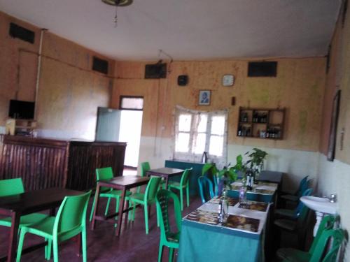 Εστιατόριο ή άλλο μέρος για φαγητό στο Kabatoro Guest House
