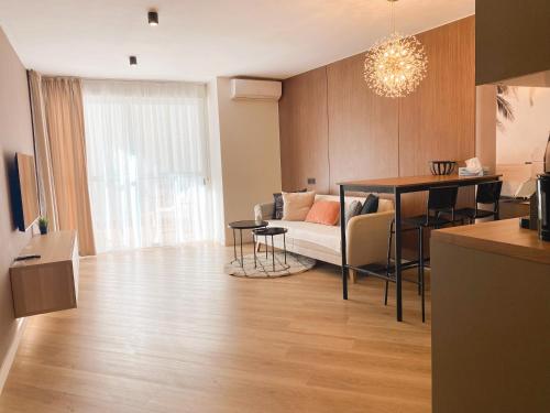 ZEŪS apartment