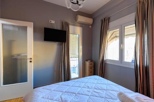 AIOLOS KOUKAKI beautiful APARTMENT