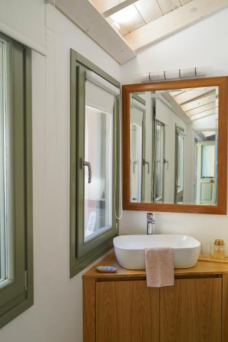 Lindas Convent Garden Home 2