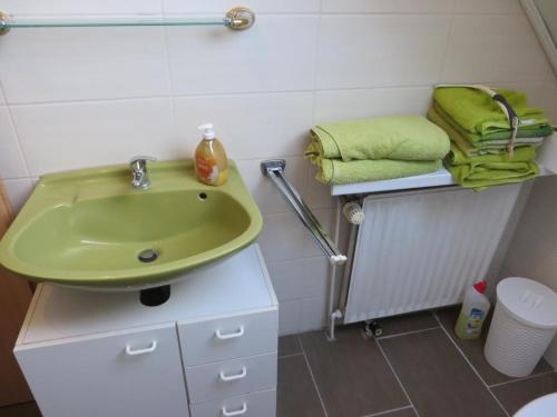 Koupelna v ubytování Ferienwohnung Aurich Ostfriesland